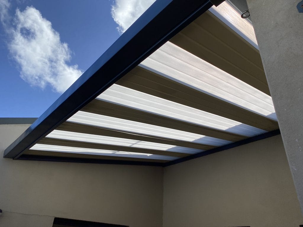 Flat colorbond patio with skylights built by Perth patio Magic